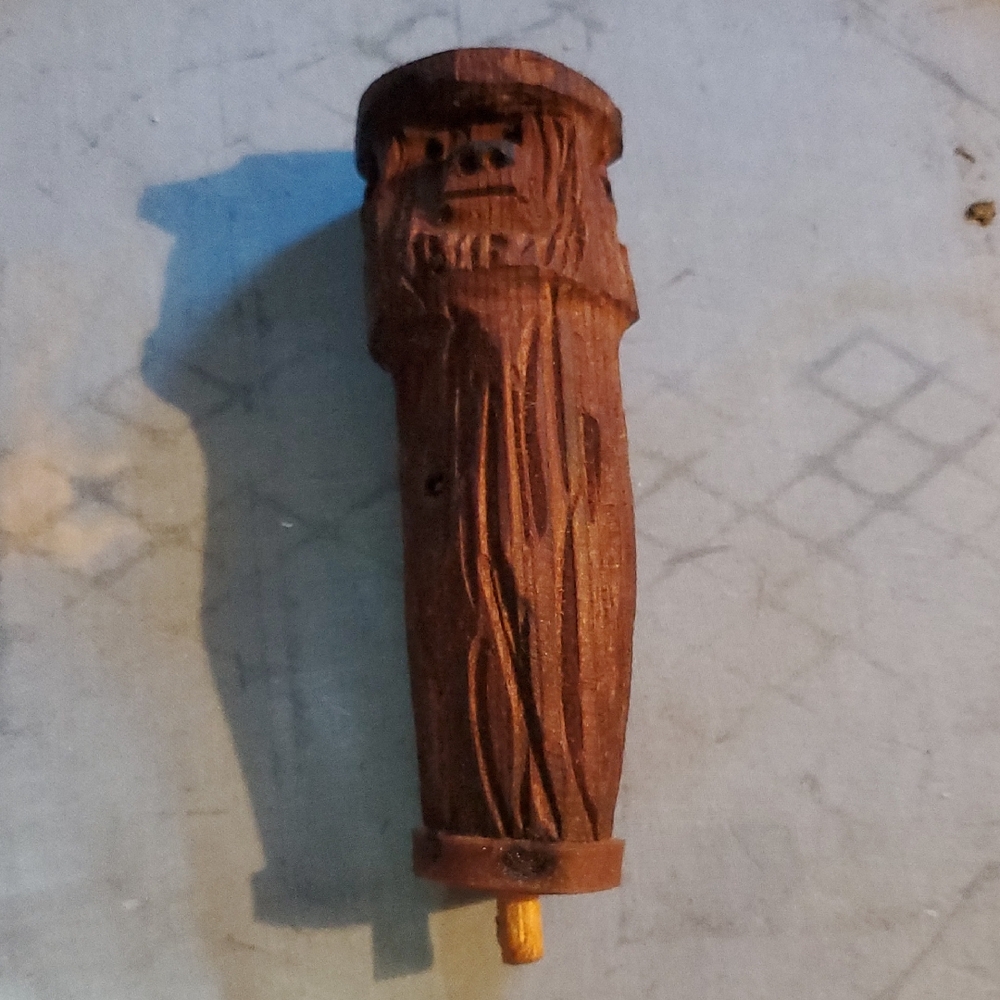 Wooden Smokey Handle Topper